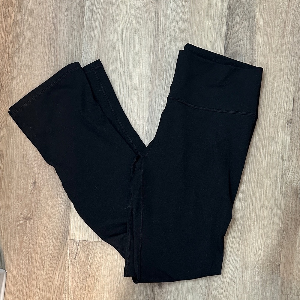 Fabletics Yitty Split Flare Legging Large - image 1